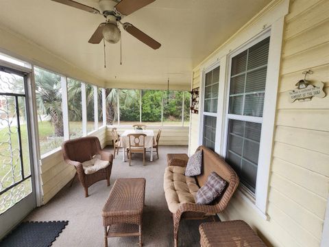 Tiny photo for 135 SE Oak Street, Madison, FL 32340 (MLS # 394481)