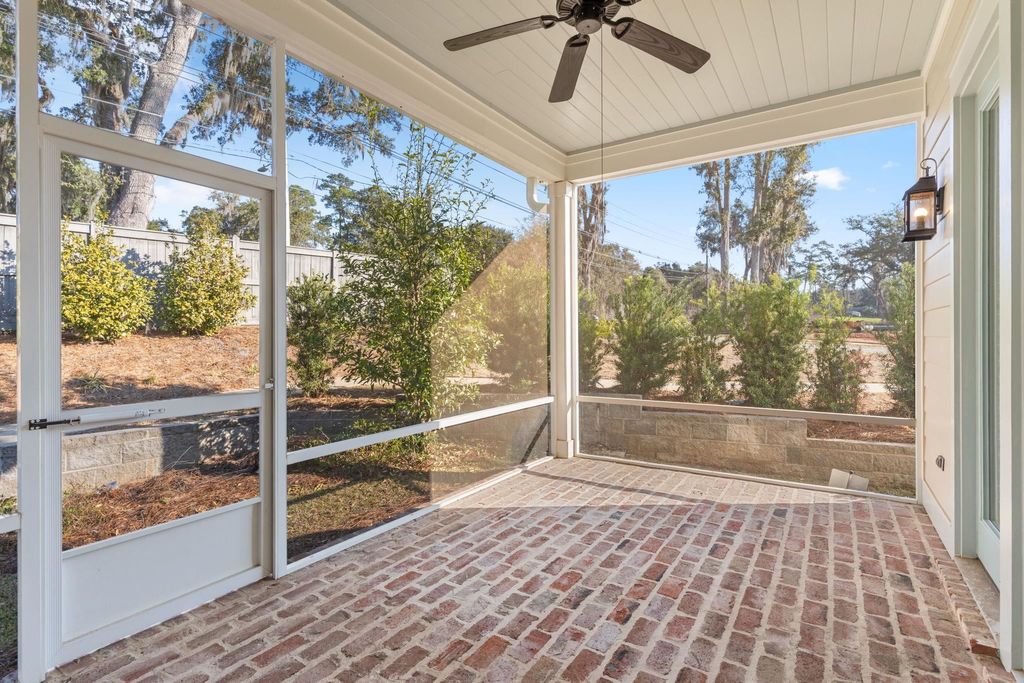 Photo of 4250 Oak Run Lane, Tallahassee, FL 32308 (MLS # 396181)