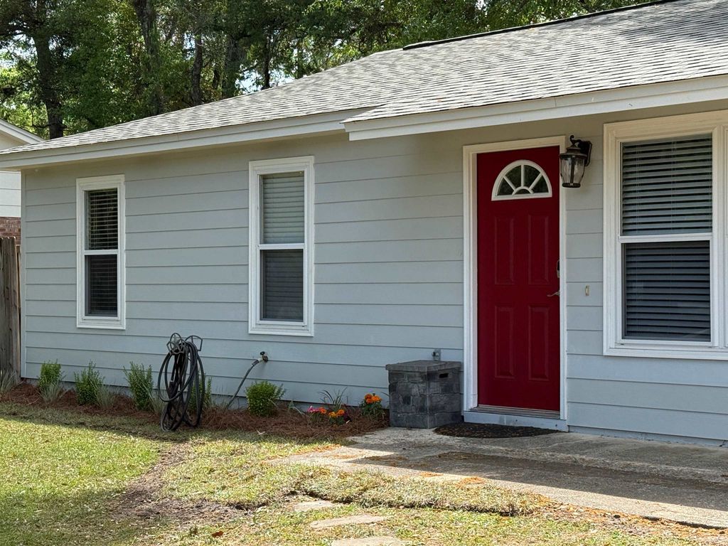 Photo of 5620 Cypress Circle, Tallahassee, FL 32303 (MLS # 398185)