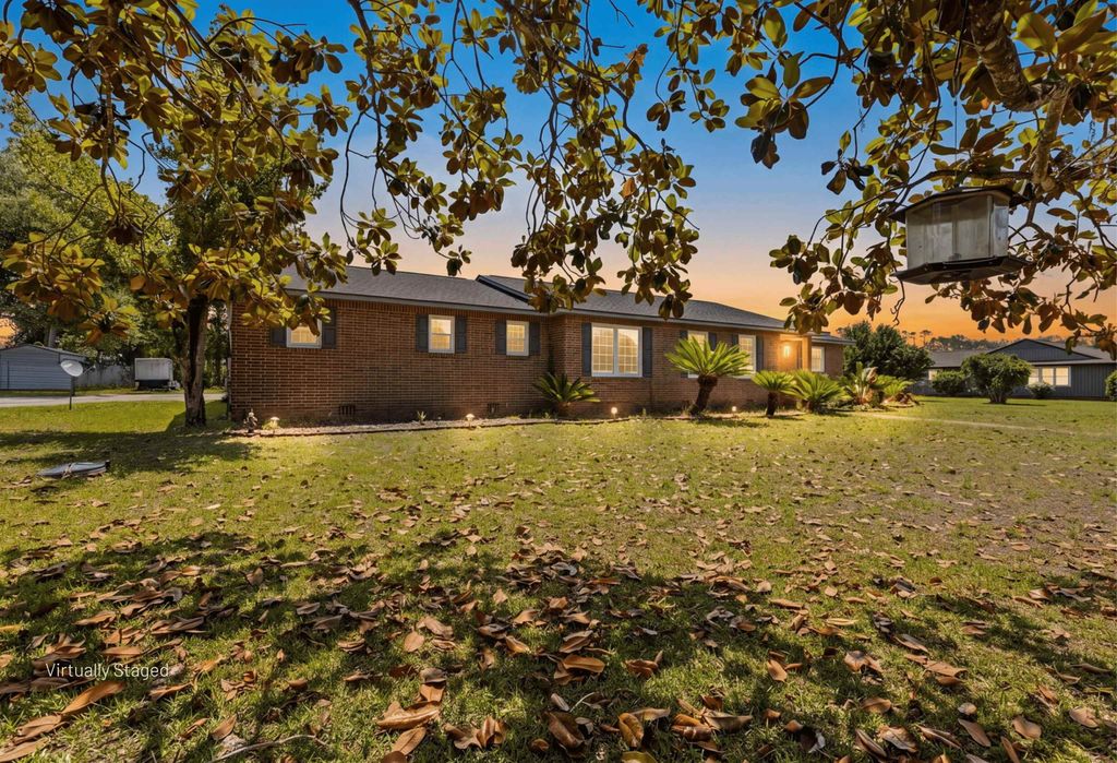 Photo of 404 Glenridge Road, Perry, FL 32348 (MLS # 399926)