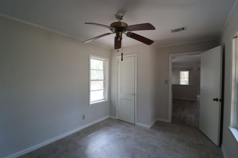 Tiny photo for 11350 Granny Lane #4, Tallahassee, FL 32305 (MLS # 383192)