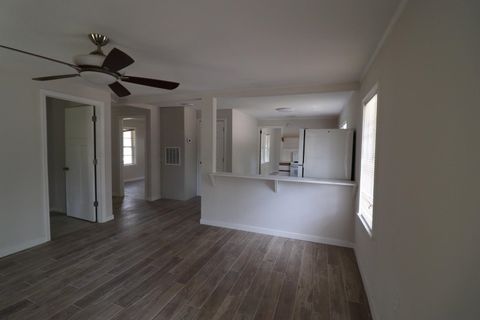 Tiny photo for 11350 Granny Lane #4, Tallahassee, FL 32305 (MLS # 383192)