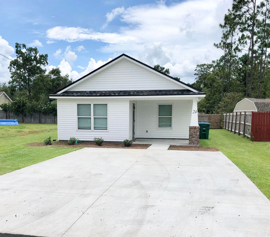 Photo of 24 Imaginary Lane, Crawfordville, FL 32327 (MLS # 394549)