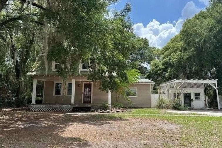 Photo of 325 SW Garden Street, Other Florida, FL 32656 (MLS # 402446)
