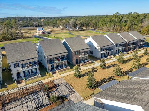 Tiny photo for 3026 Gentilly Street, Tallahassee, FL 32312 (MLS # 388332)