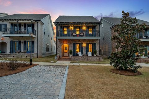 Tiny photo for 3026 Gentilly Street, Tallahassee, FL 32312 (MLS # 388332)