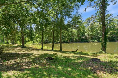 Tiny photo for 2154 Stiles Pond Court, Tallahassee, FL 32303 (MLS # 400002)