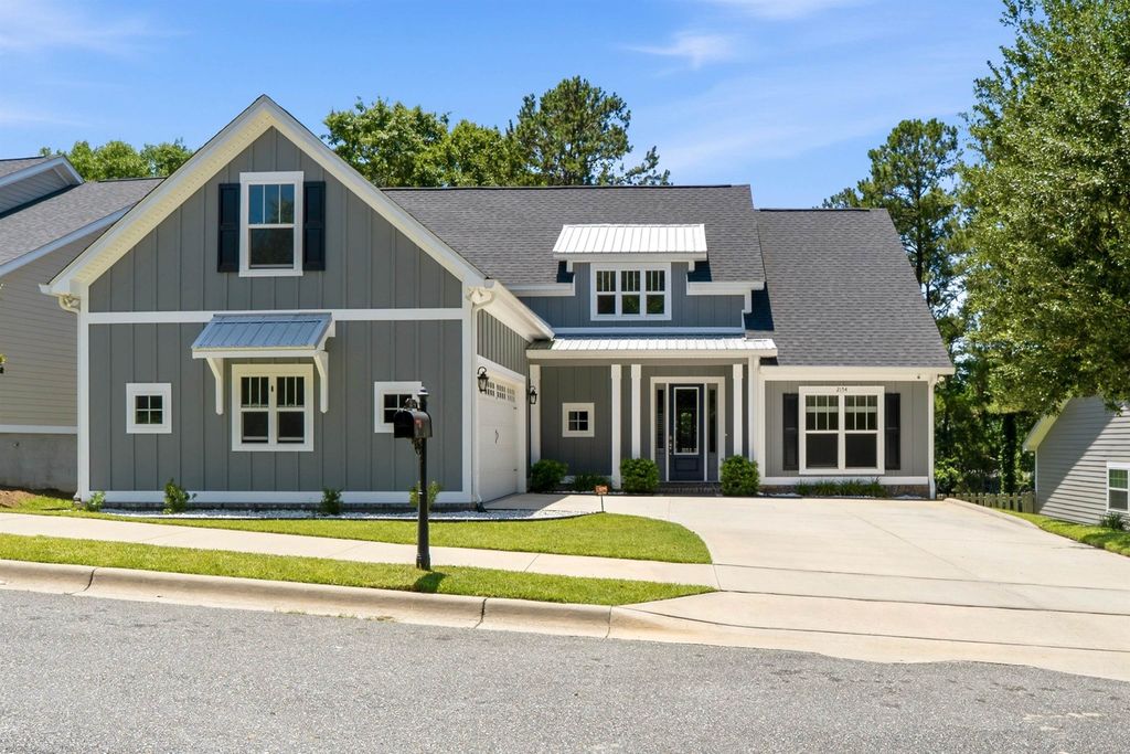 Photo of 2154 Stiles Pond Court, Tallahassee, FL 32303 (MLS # 400002)