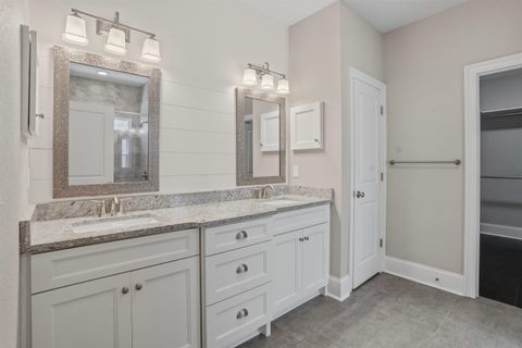 Tiny photo for 2154 Stiles Pond Court, Tallahassee, FL 32303 (MLS # 400002)