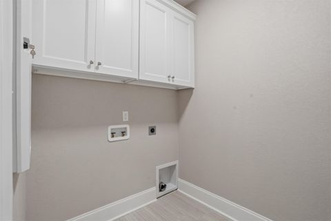 Tiny photo for 2154 Stiles Pond Court, Tallahassee, FL 32303 (MLS # 400002)