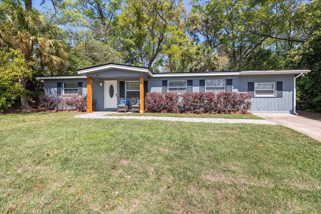 Photo of 916 Abbiegail Drive, Tallahassee, FL 32303 (MLS # 397954)