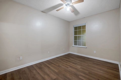 Tiny photo for 534 Collinsford Road, Tallahassee, FL 32301 (MLS # 400787)