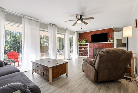 Tiny photo for 2409 Perez Avenue, Tallahassee, FL 32304 (MLS # 395519)