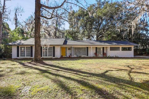 Photo of 2409 Perez Avenue, Tallahassee, FL 32304 (MLS # 395519)