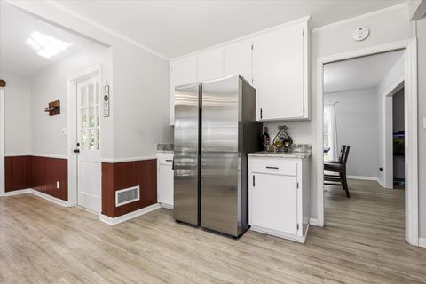 Tiny photo for 2409 Perez Avenue, Tallahassee, FL 32304 (MLS # 395519)