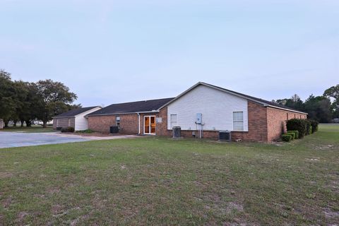 Tiny photo for 2222 Dothan Road #(6.902 Acres), Bainbridge, GA 39817 (MLS # 397842)
