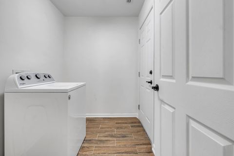 Tiny photo for 4367 COOL VIEW Drive, Tallahassee, FL 32303 (MLS # 395085)