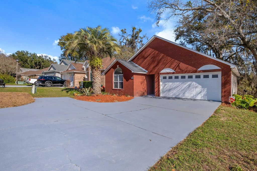 Photo of 4367 COOL VIEW Drive, Tallahassee, FL 32303 (MLS # 395085)