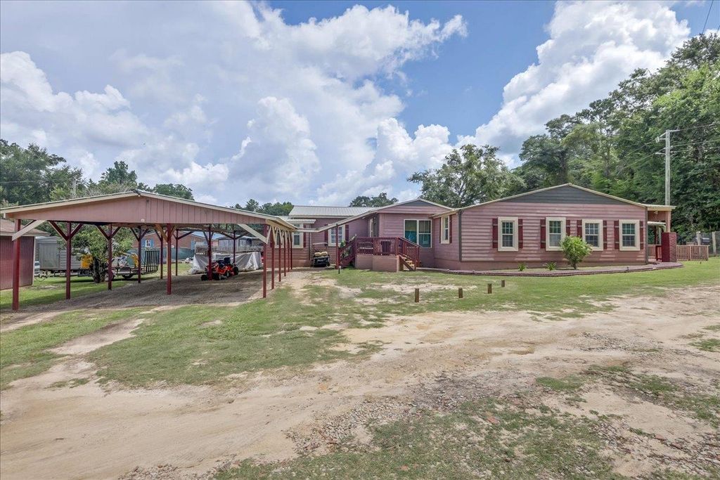 Photo of 698 Liberty Road, Quincy, FL 32351 (MLS # 387650)