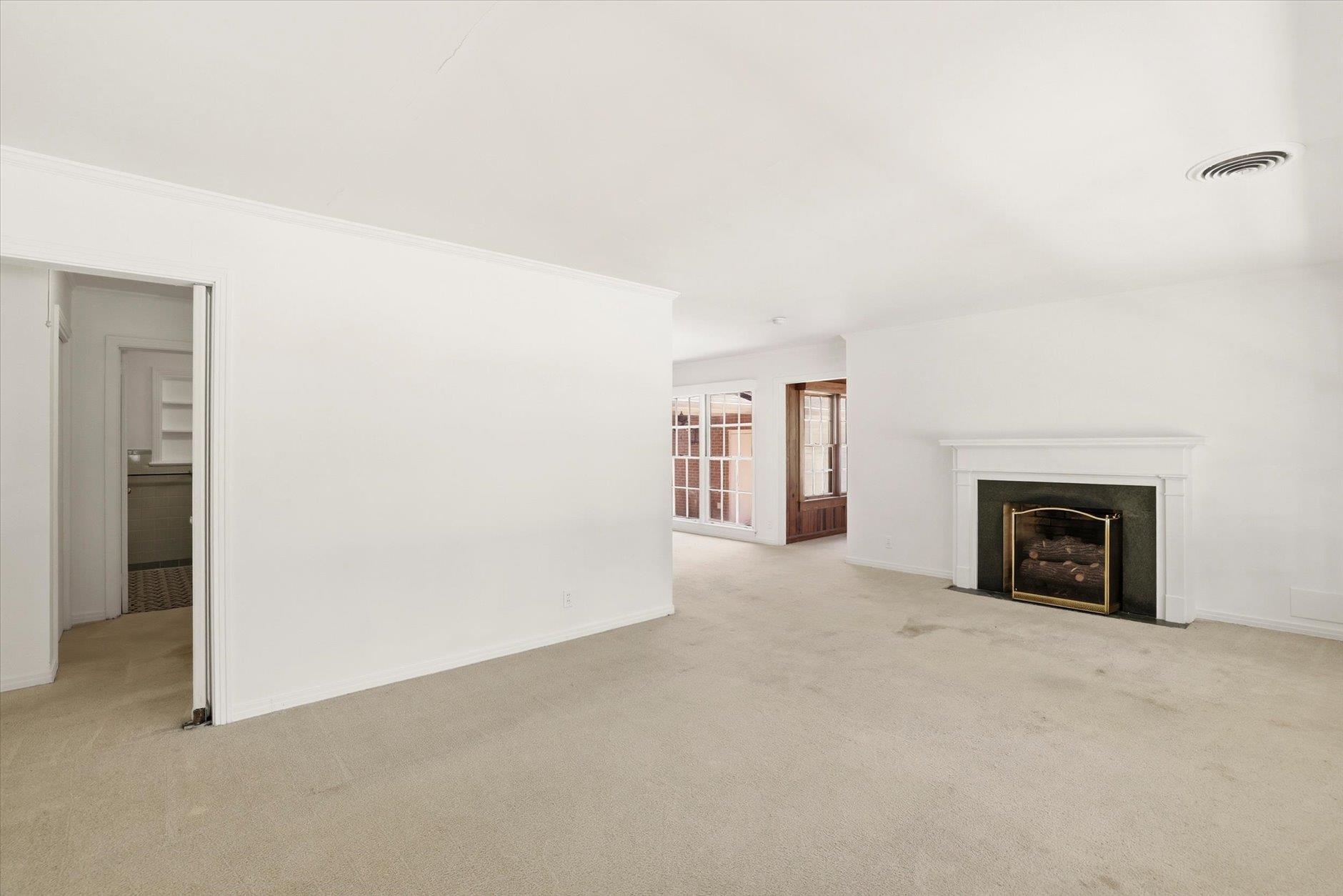 608 E 8Th Avenue
