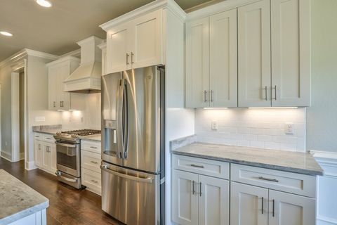 Tiny photo for 681 Knotted Pine Drive, Tallahassee, FL 32312 (MLS # 400341)