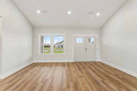 Tiny photo for 19 Shelby Drive, Crawfordville, FL 32327 (MLS # 397651)