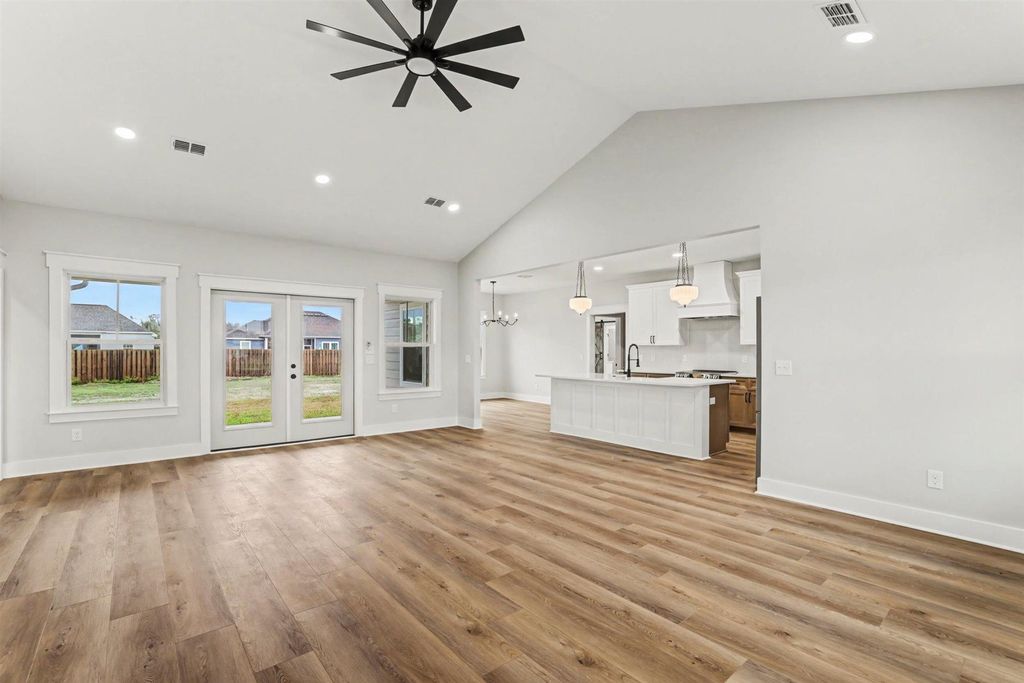 Photo of 19 Shelby Drive, Crawfordville, FL 32327 (MLS # 397651)