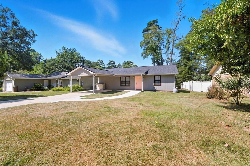 Photo of 160 Dawn Lauren Lane, Tallahassee, FL 32301 (MLS # 391189)