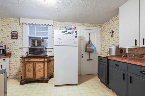 Tiny photo for 24343 Lanier Street, Tallahassee, FL 32310 (MLS # 392443)