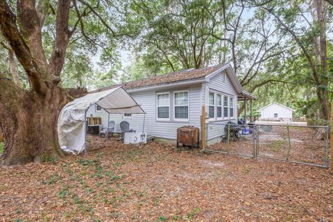 Tiny photo for 24343 Lanier Street, Tallahassee, FL 32310 (MLS # 392443)