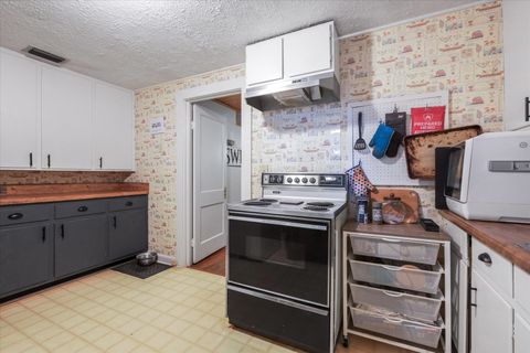 Tiny photo for 24343 Lanier Street, Tallahassee, FL 32310 (MLS # 392443)