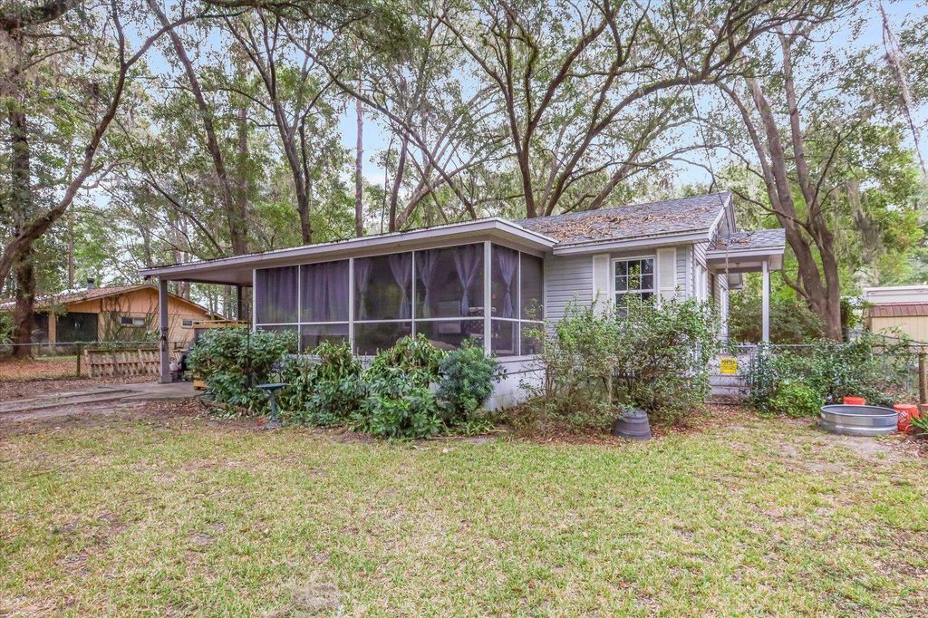 Photo of 24343 Lanier Street, Tallahassee, FL 32310 (MLS # 392443)