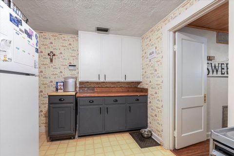 Tiny photo for 24343 Lanier Street, Tallahassee, FL 32310 (MLS # 392443)