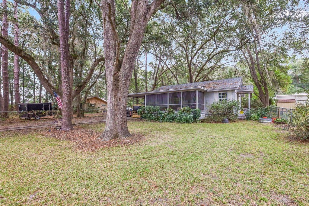 Photo of 24343 Lanier Street, Tallahassee, FL 32310 (MLS # 392443)