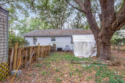 Tiny photo for 24343 Lanier Street, Tallahassee, FL 32310 (MLS # 392443)