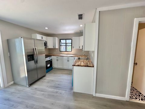 Tiny photo for 4871 OLD BAINBRIDGE Road, Tallahassee, FL 32303 (MLS # 399753)