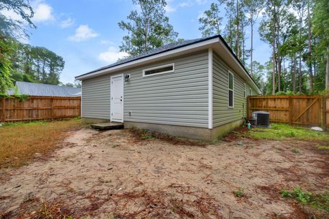 A home in Crawfordville