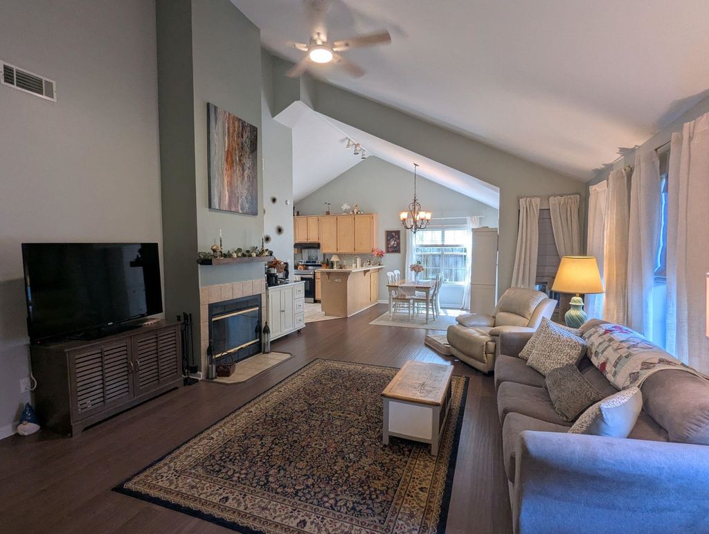 Photo of 2587 Yarmouth Lane, Tallahassee, FL 32309 (MLS # 398585)