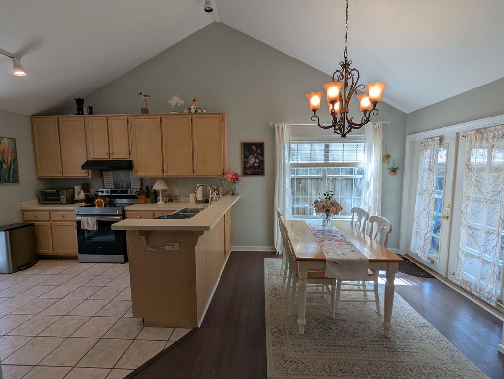 Photo of 2587 Yarmouth Lane, Tallahassee, FL 32309 (MLS # 398585)