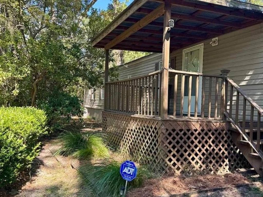 Photo of 1927 Sika Deer Drive, Tallahassee, FL 32304 (MLS # 397305)