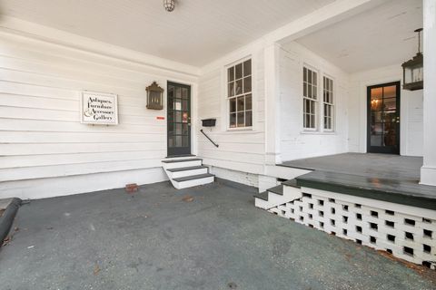 Tiny photo for 231 E 5Th Avenue, Tallahassee, FL 32303 (MLS # 400562)