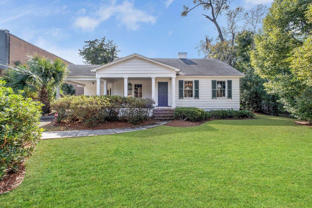 Photo of 231 E 5Th Avenue, Tallahassee, FL 32303 (MLS # 400562)