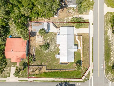 A home in CARRABELLE