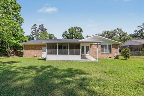 Tiny photo for 1911 Myrick Road, Tallahassee, FL 32303 (MLS # 398507)