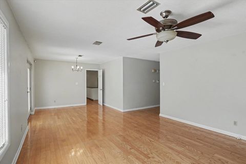 Tiny photo for 1911 Myrick Road, Tallahassee, FL 32303 (MLS # 398507)