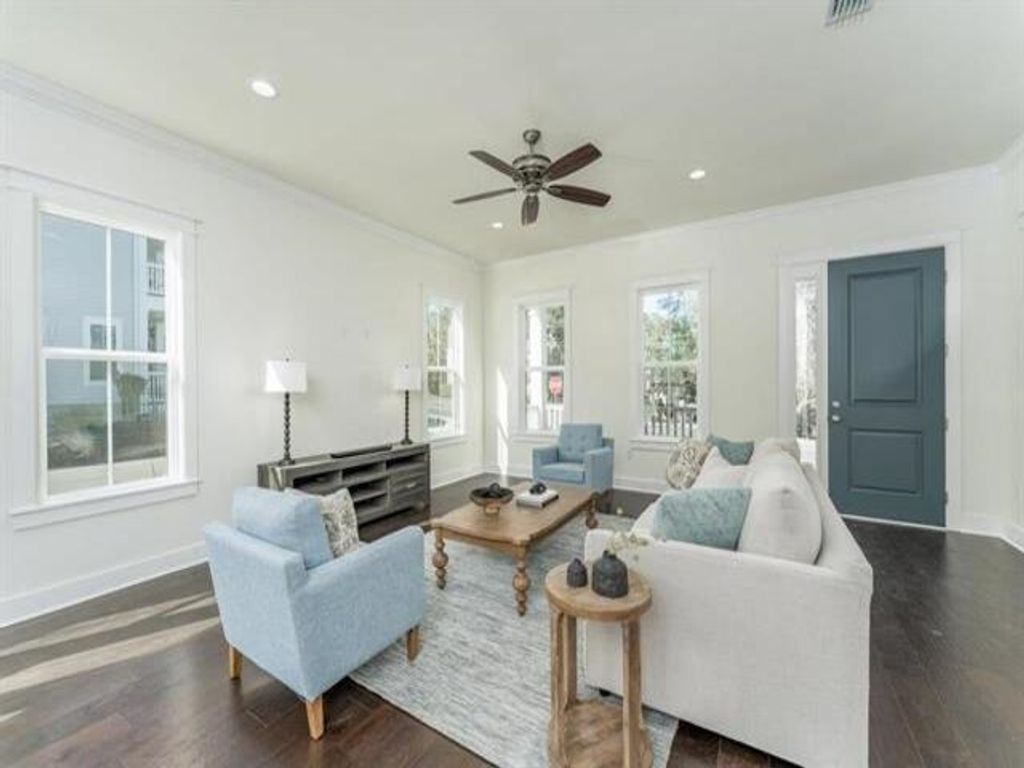 Photo of 419 Glenview Drive, Tallahassee, FL 32303 (MLS # 395708)