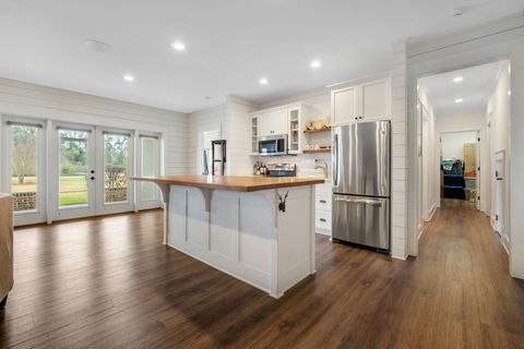 Tiny photo for 3758 LONGFELLOW Road, Tallahassee, FL 32311 (MLS # 396919)