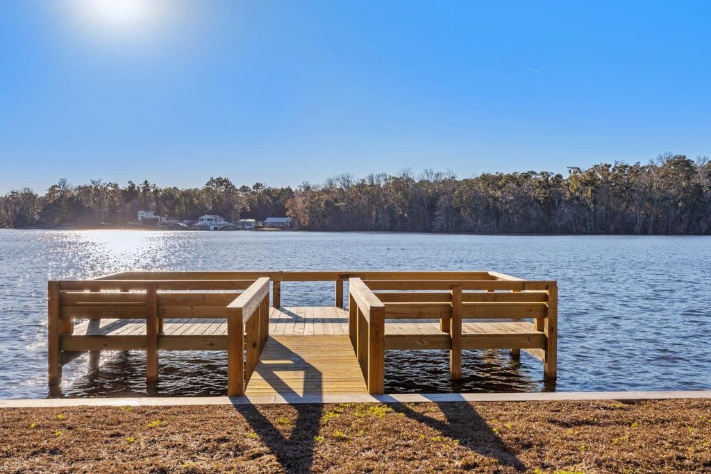 Photo of 480 THARPE Circle, Quincy, FL 32351 (MLS # 392000)