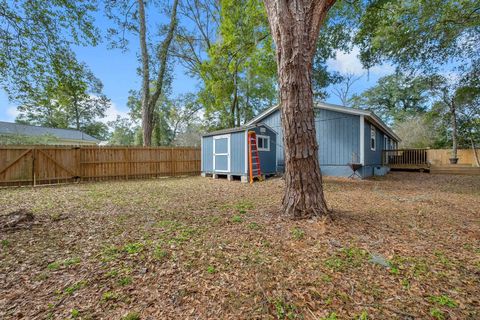 Tiny photo for 240 Intrepid Court, Tallahassee, FL 32312 (MLS # 395298)