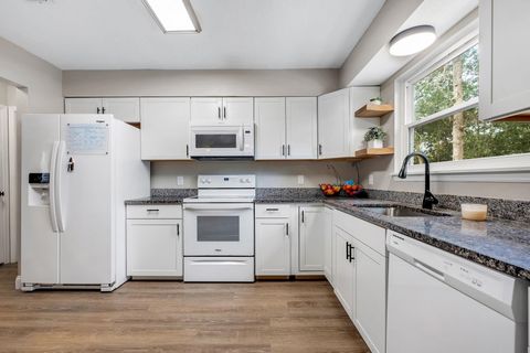 Tiny photo for 240 Intrepid Court, Tallahassee, FL 32312 (MLS # 395298)